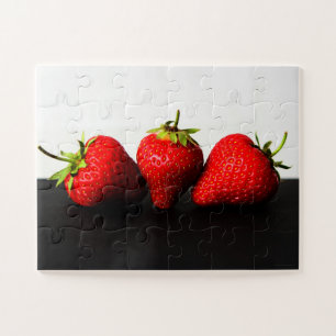 Erdbeeren auf weißem und schwarzem 11x14 30pc jpcn