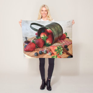 Erdbeeren Blueberries Obst und Süßigkeiten Fleecedecke