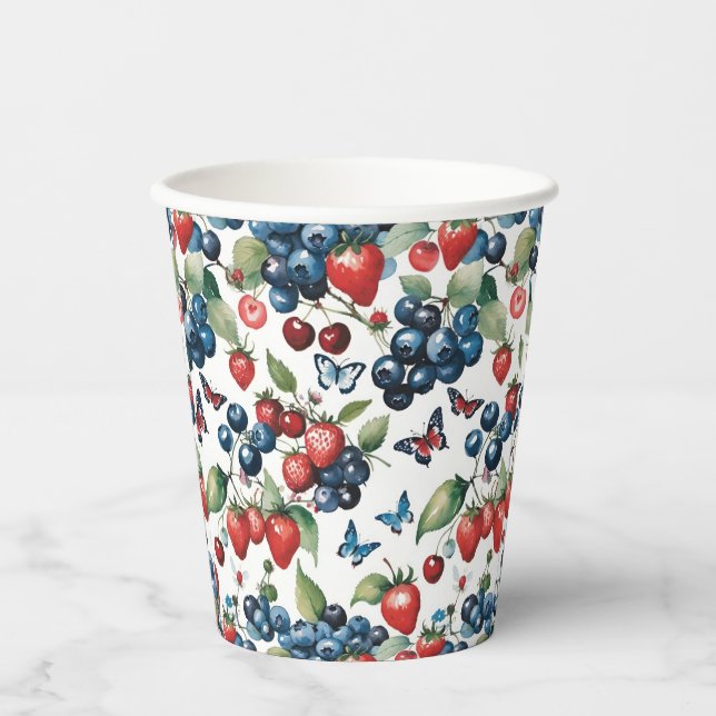 Erdbeeren mit Blaubeeren und Schmetterlingen Pappbecher (Vorderseite)