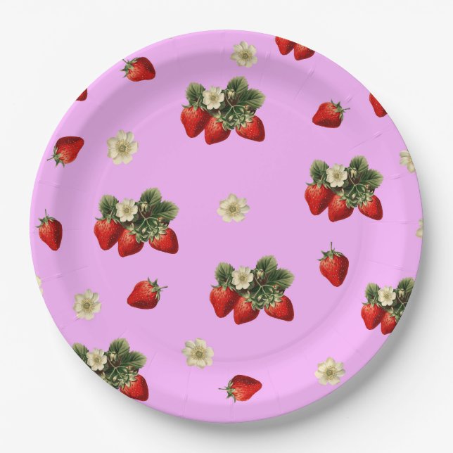 Erdbeeren und niedliche Teller aus rosa Papier (Vorderseite)