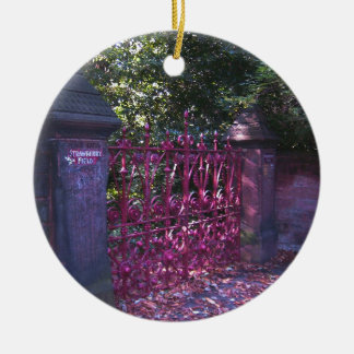 Erdbeerfeld-Tore, Liverpool Großbritannien Keramikornament