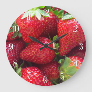 Erdbeerhintergrund Große Wanduhr