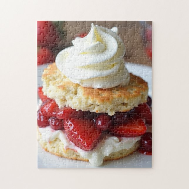 Erdbeerkurzgebäck-Dessert (Vertikal)
