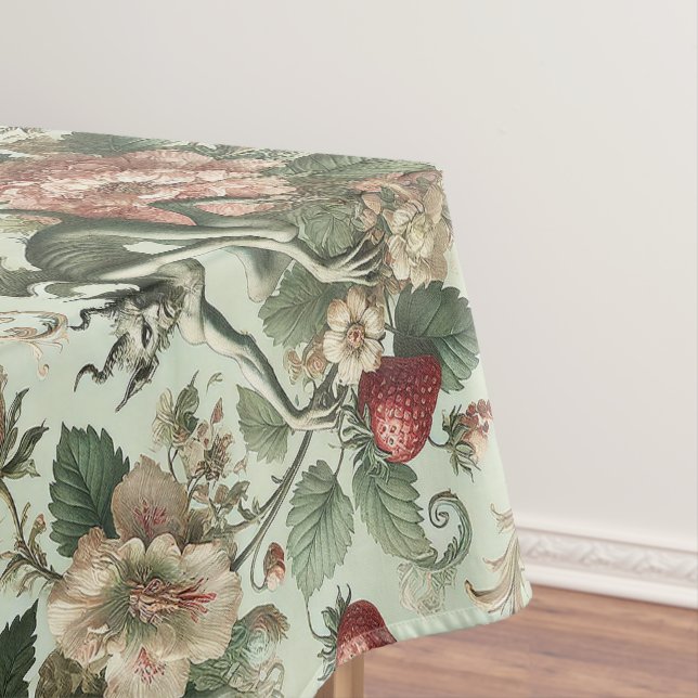 Erdbeersünden – Gothic Large Pattern Tischdecke (Beispiel)