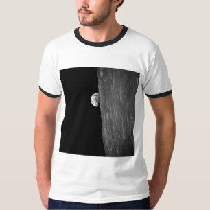 "Erde-Aufstieg," erstes Foto von diesem vom Raum T-Shirt