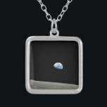 Erde aus dem Universum des Mond Versilberte Kette<br><div class="desc">Erde aus dem Foto des Mondweltraums</div>