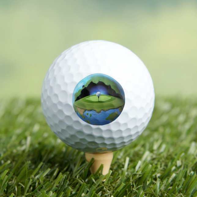 Erde im Inneren eines Golfballs Golfball (Insitu T-Shirt)