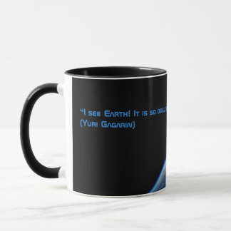 Erde und Raum mit einem Zitat Tasse