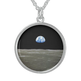 Erde vom Mond im Schwarzen Raum: Erde Sterling Silberkette