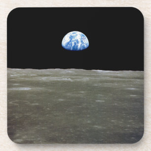 Erde vom Mond im schwarzen Weltraum: Earthrise Getränkeuntersetzer
