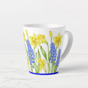 Erdfrühling auf einer kleinen Latte-Tasse (M,D) Milchtasse