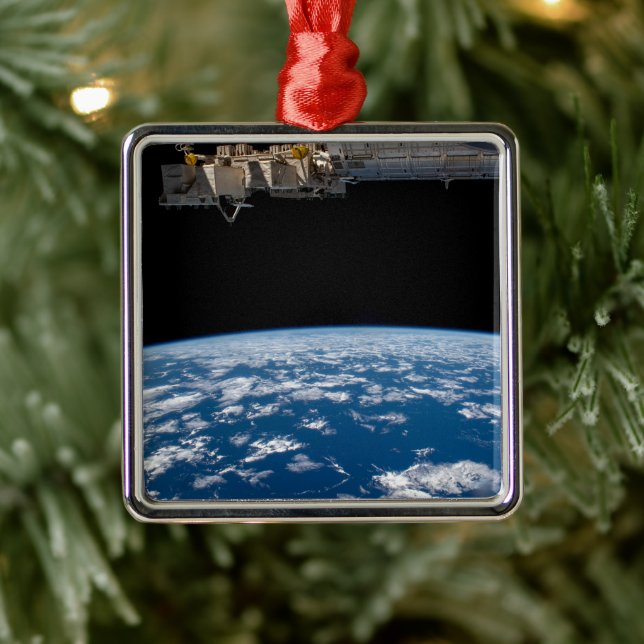 Erdgrenze oder Horizont Ornament Aus Metall (Baum)