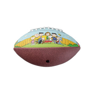 Erdnüsse Charlie Brown und Gang Football