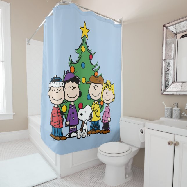Erdnüsse | Die Gang um den Weihnachtsbaum Duschvorhang (Beispiel)