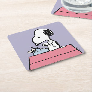 Erdnüsse Snoopy bei der Schreibmaschine Rechteckiger Pappuntersetzer