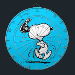 Erdnüsse | Snoopy Happy Dance Dartscheibe<br><div class="desc">Snoopy ist der liebliche Beagle von Charlie Brown im Comic-Streifen Peanuts von Charles M. Schulz. Karo aus diesem niedlichen Peanuts Design mit diesem lieblichen Hund.</div>