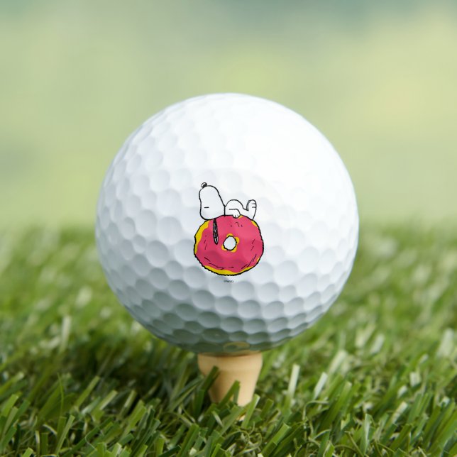 Erdnüsse | Snoopy Pink Donut Golfball (Insitu T-Shirt)