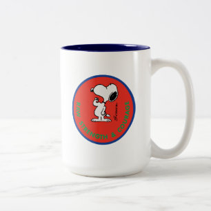 Erdnüsse Snoopy Row Stärke & Mut Abzeichen Zweifarbige Tasse