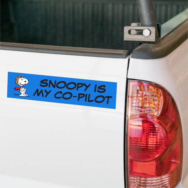 Erdnüsse | Snoopy the Fliegerace Autoaufkleber