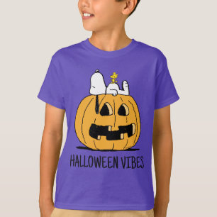 Erdnüsse Snoopy und Jack-O-Lantern aus Holz T-Shirt