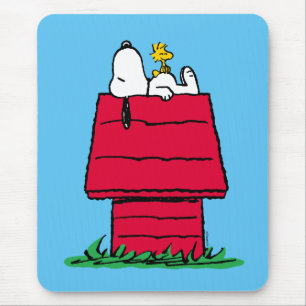 Erdnüsse   Snoopy & Woodstock Doghouse Mousepad