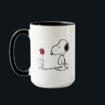 Erdnüsse | Snoopy & Woodstock Red & Black Tasse<br><div class="desc">Dieses niedliche Schwarz-Rot-Erdnüsse-Kunstwerk besticht durch Snoopy und Woodstock.</div>