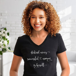Erfolgreiches Zitat weiblicher Feministin mit mode T-Shirt