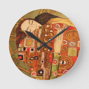 Erfüllung (Die Umarmung) Kunst von Gustav Klimt Runde Wanduhr