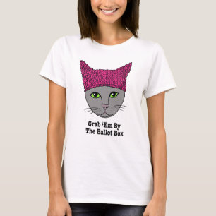 Ergreifen Sie sie durch die Wahlurne-Miezekatze T-Shirt