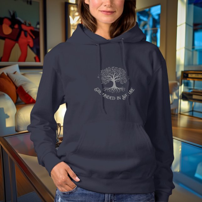 Ergrundet im Naturbaum des Lebens - Silberakzent Hoodie (Von Creator hochgeladen)