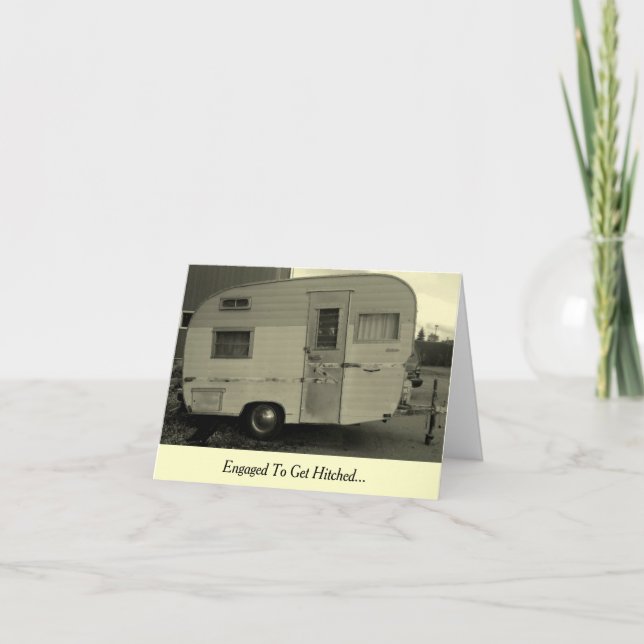 Erhalten Sie Hitched Camper-Verlobungs-Karte Karte (Vorderseite)