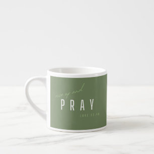 erheben und beten. Tasse und Cups