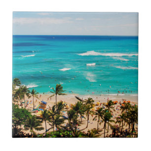 Erhöhte Ansicht der Waikiki-Strandszene, Honolulu Fliese