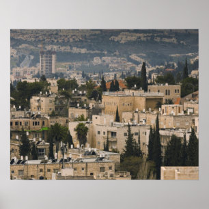 Erhöhte Aussicht auf die Stadt aus dem Turm von Je Poster