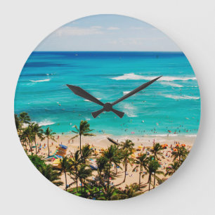 Erhöhte Sicht auf die Waikiki Beach Szene, Honolu Große Wanduhr