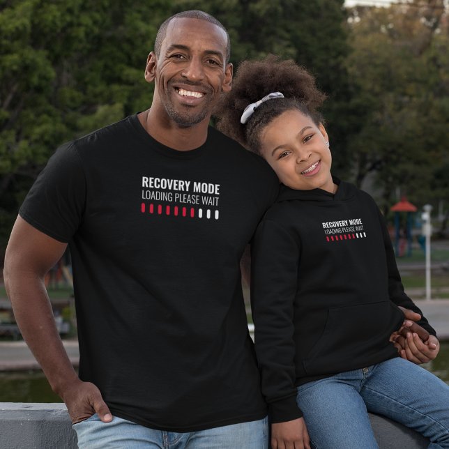 Erholung-Modus Laden bitte warten T-Shirt (Von Creator hochgeladen)