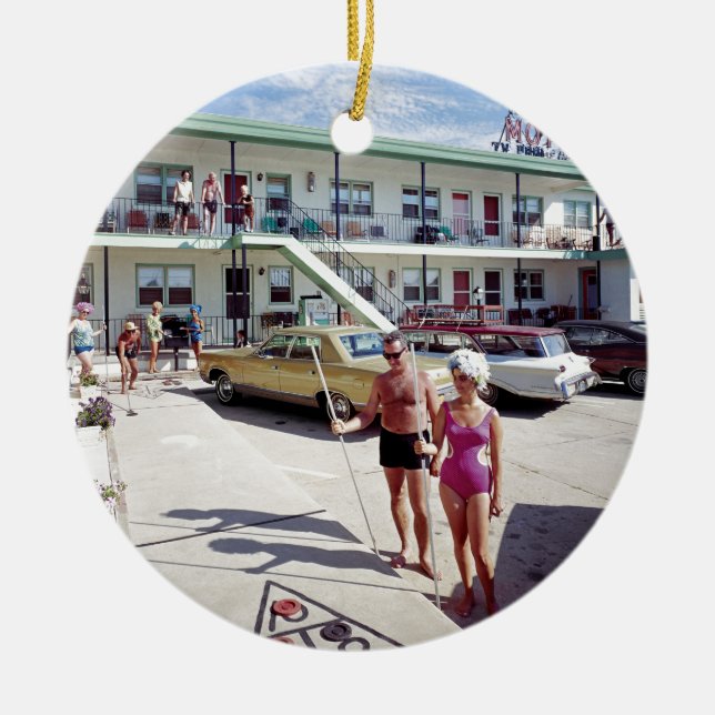 Erholungs-Bucht-Motel in den sechziger Jahren Keramik Ornament (Vorne)