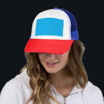 Erleben Sie die Schönheit eines klaren blauen Himm Truckerkappe<br><div class="desc">Genießen Sie den atemberaubenden Blick auf den blauen Himmel,  während ein Flugzeug durch die lebendige Atmosphäre aufsteigt. Entdecken Sie die Wunder der Luftfahrt an einem perfekten Tag mit flauschigen Wolken.</div>