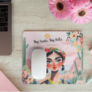Ermächtigung in Blüte: Personalisiertes Monogramm Mousepad