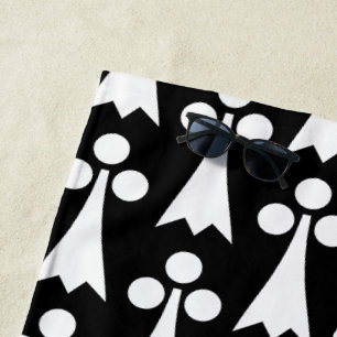 Ermine Pattern, mittelalterliches Muster, weiß auf Strandtuch