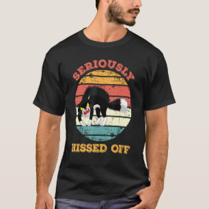 Ernsthaft Zornige Wütende Katze  Klassiker T-Shirt