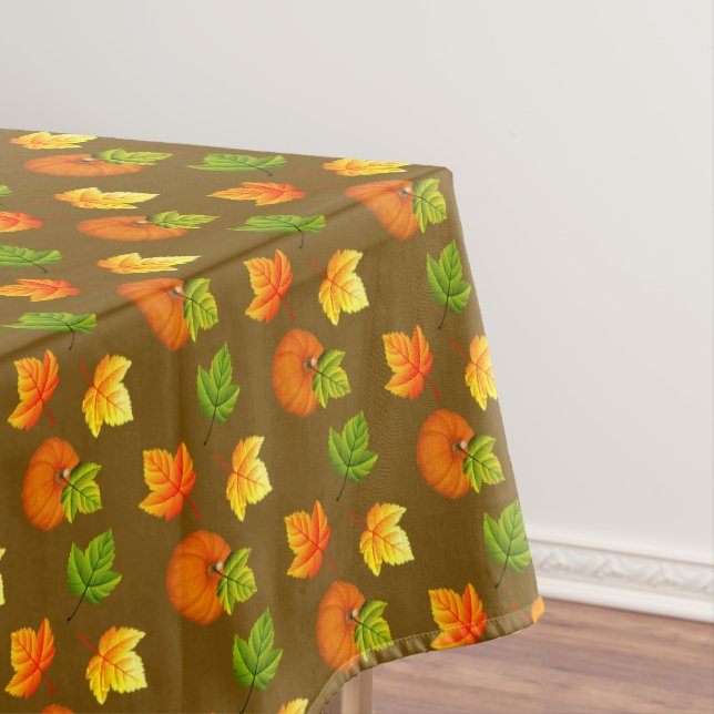 Erntedank Pumpkin und Herbstlaub auf Brown Tischdecke (Beispiel)