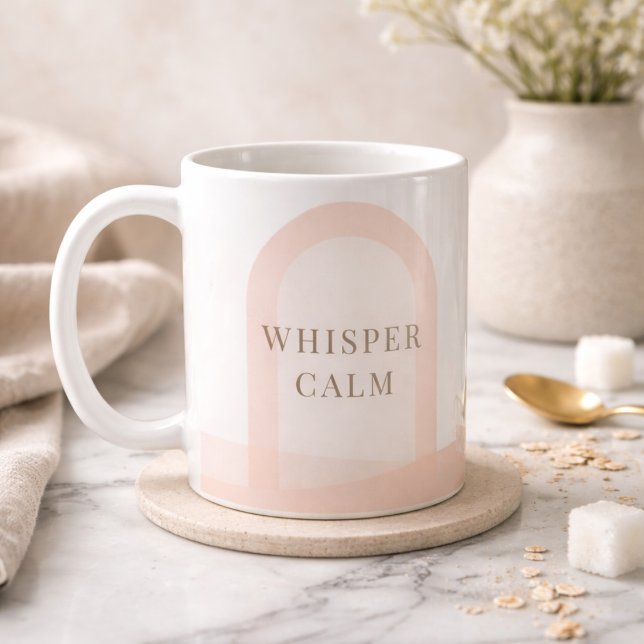 Errötender Bogen Flüstern Klassischer Becher, 11 o Kaffeetasse (Blush arch detail with taupe serif text, designed for calm morning sips and neutral spaces.)