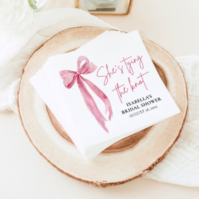 Errötender Rosa Schleife Sie heiratet Brautparty Serviette (Von Creator hochgeladen)