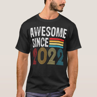 Erstaunlich seit 2022 Geburtstag 2022 Vintage 2022 T-Shirt