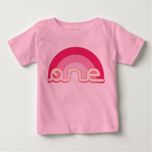 Erste Geburtstags-Spitze des Rosa-eins Baby T-shirt