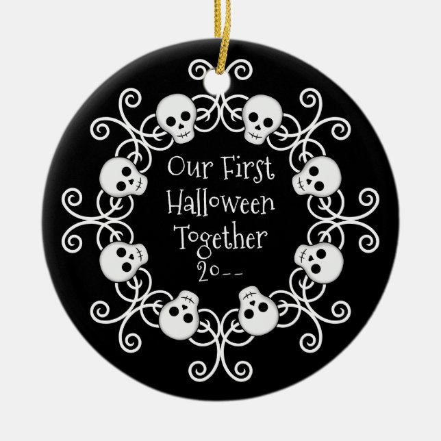 Erste Halloween-Schädelkranz Keramik Ornament (Vorne)