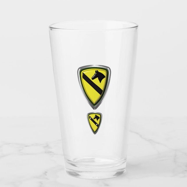 Erste Kavallerieabteilung Amerikas erstes Team Glas (Vorderseite)
