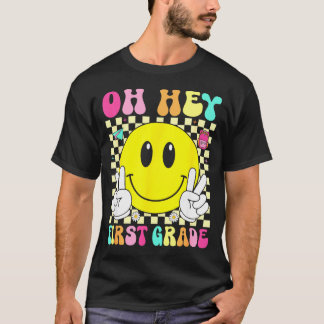 Erste Klasse Retro-Lächeln Gesicht zurück zur Schu T-Shirt