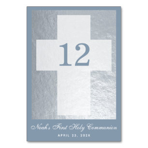 Erste Kommunion Cross Dusty Blue Imitats Silberboy Tischnummer